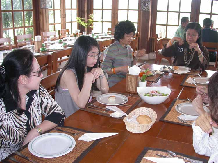 The Great Hornbill Grill 14.JPG 85.8K